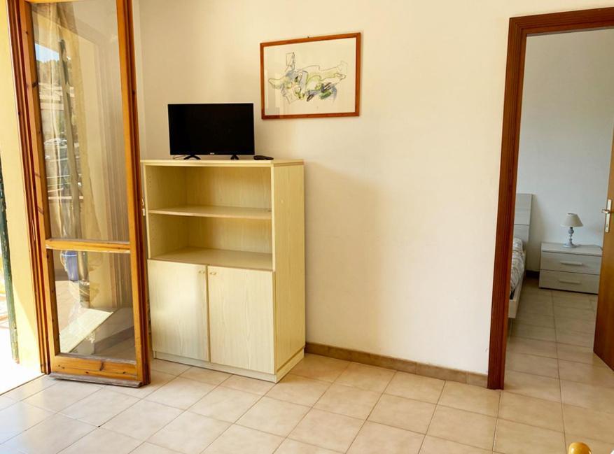 Capoliveri Appartamento Panoramico Con Terrazzo Eksteriør bilde